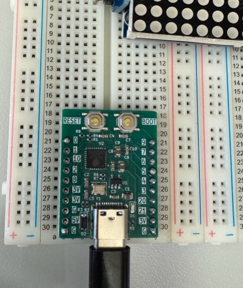 USB-C plugged in